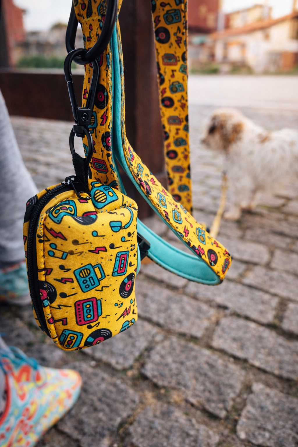 Porta bolsas caca Retro Beats